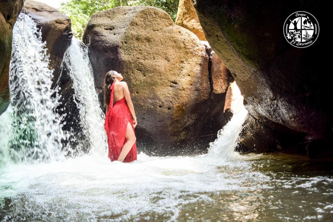 Bosque El Descanso Jamundi ภายนอก รูปภาพ