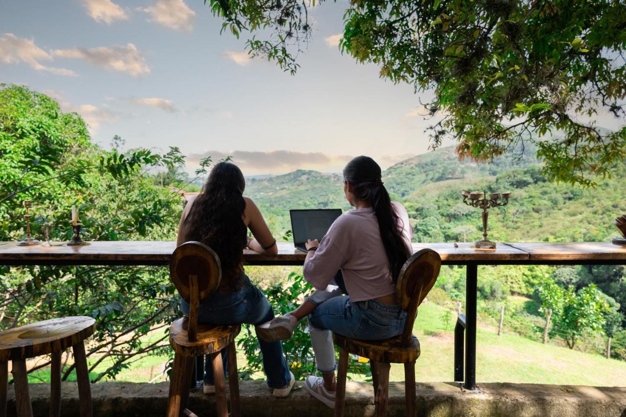 Bosque El Descanso Jamundi ภายนอก รูปภาพ